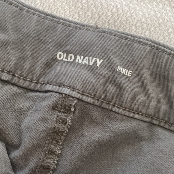 Old Navy Pixie Pants - Picture 3 of 4